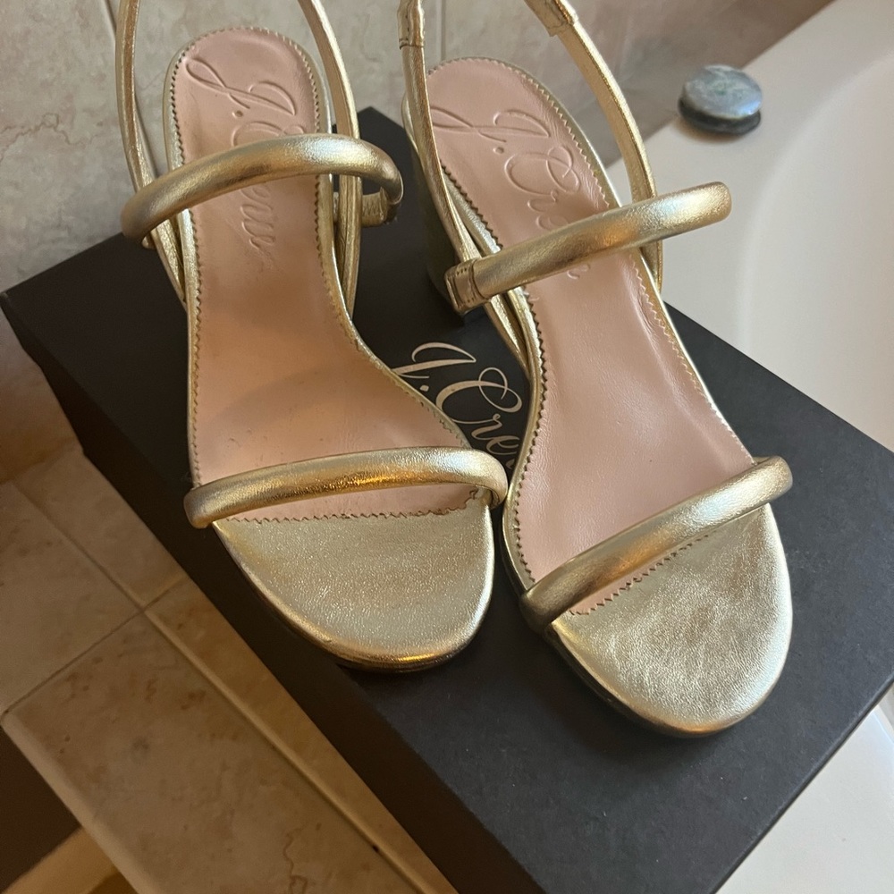 J. Crew gold metallic slingbacks, 6.5